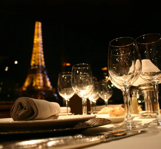 Bateaux Parisiens Dinner Cruise 8:30pm - Premier Service